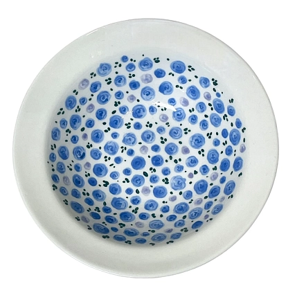 Глубокая тарелка ручной работы Slowday Ceramics с синими розочками, полуфарфор, 19 см, фото 1.