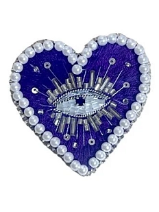 Брошь ручной работы «Heart» с белыми бусинами, фиолетовая, бисер