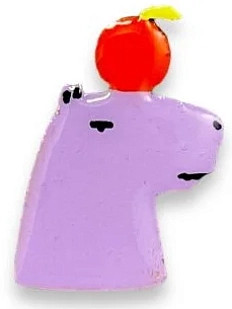 Брошь ручной работы «Капибара с яблоком» лиловая, дерево