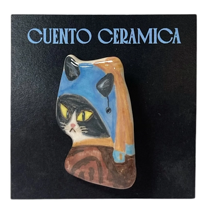 Брошь ручной работы Алиса Меренфельд Котики. Девушка с жемчужной серёжкой, керамика, фото 1.