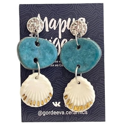 Серьги Мария Гордеева асимметричные составные, керамика, бело-голубые, фото 1.