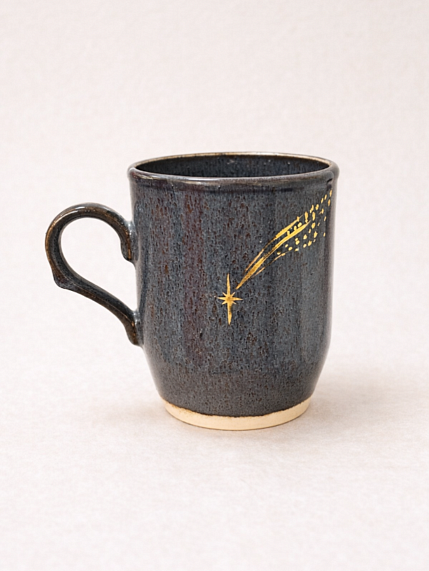 Кружка ручной работы Мастерская Виктории Нор «Звездопад», тёмно-серая, керамика, 200 мл, фото 1.