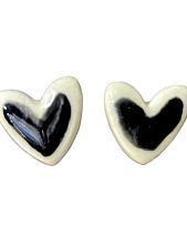 Серёжки-гвоздики Мария Гордеева Сердечки, керамика, бело-чёрные