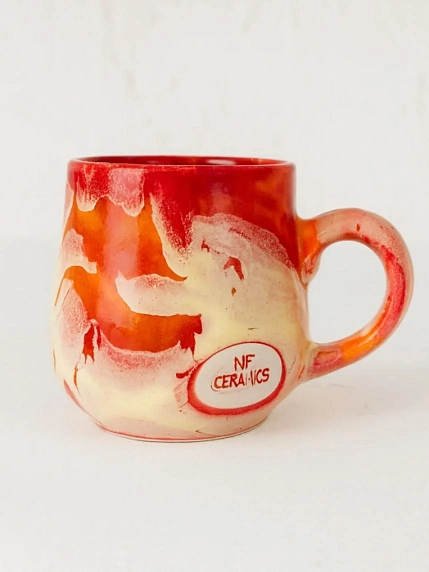Кружка ручной работы Тата вытворяет/NF ceramics «Тревожный сырок», оранжевая, керамика, 400 мл, фото 2.