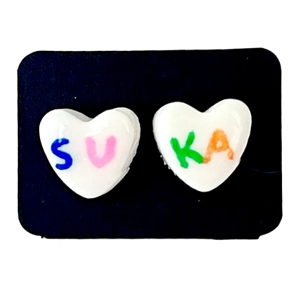Серёжки-гвоздики Радость Рядом «Suka», полимерная глина, белые, фото 1.