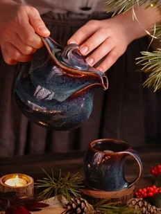 Заварочный чайник ручной работы Цветок Фригг VELES «Полночь Волшебства», фарфор, 700 мл