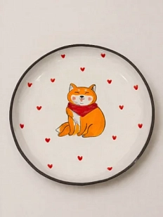 Тарелка ручной работы Ким керамика с бортиком Спящая сиба-ину в косынке с сердечками, белая, 17 см