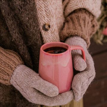 Скандинавская кружка ручной работы VELES «Поцелуй Арвен», фарфор, 350 мл, фото 1.