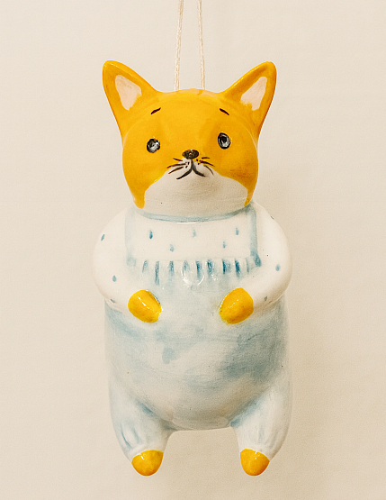 Ёлочная игрушка из фарфора «Лиса», в голубой пижаме 10 см, фото 1.