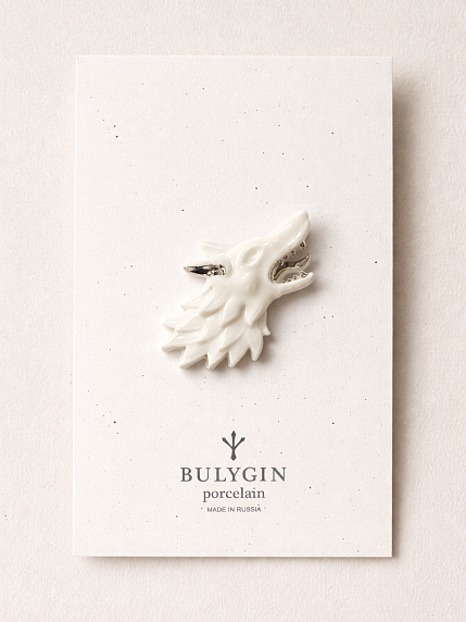 Брошь ручной работы Bulygin «Волк», фарфор, бело-серебристая, фото 1.