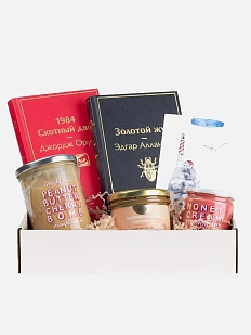 Подарочный набор с книгами «1984/Скотный двор», «Золотой жук» и сладостями