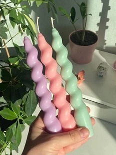 Свеча ручной работы «Спиралька», серо-бежевый