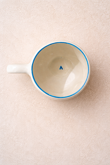 Кружка ручной работы мятая Hands in clay «Сегодня только по любви», синяя, керамика, 400 мл, фото 2.