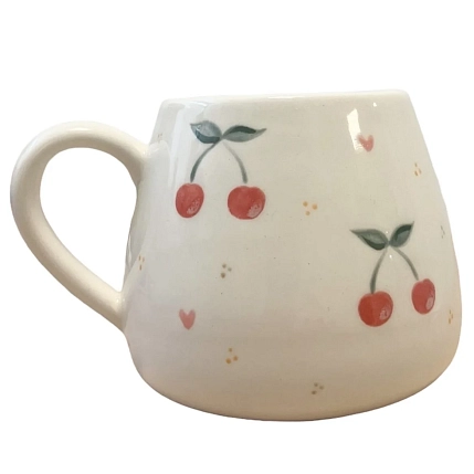 Кружка ручной работы Slowday Ceramics с вишнями и сердечками, полуфарфор, 250 мл, фото 1.