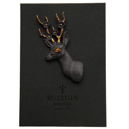 Брошь ручной работы Bulygin «Олень»,фарфор, чёрно-золотистая, фото 2.
