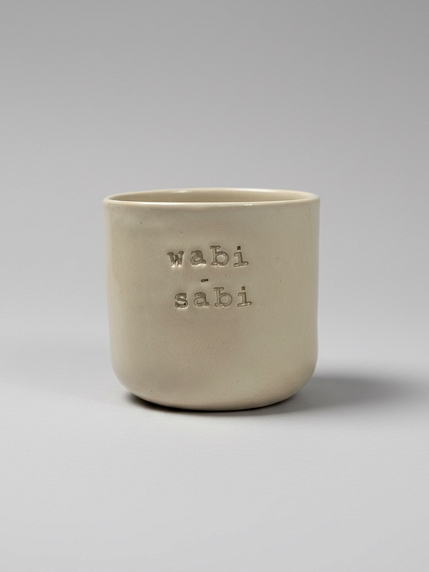 Стакан ручной работы с надписью «Wabi-sabi», бежевый, керамика, 350 мл, фото 1.