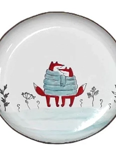 Тарелка ручной работы Ким керамика с бортиком Пара лисичек в шарфе, белая, 21 см