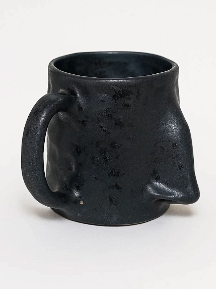Кружка ручной работы Тата вытворяет/NF ceramics «Нос», чёрная матовая, 400 мл, фото 2.