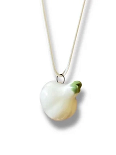 Подвеска Августа «Чесночок», фарфор