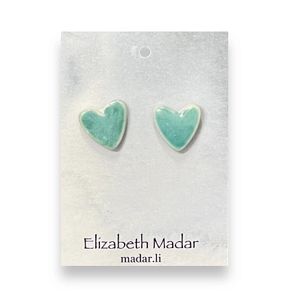 Серёжки-гвоздики ручной работы Elizabeth Madar Сердечки, керамика, светло-зелёные, фото 1.