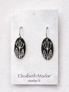 Серьги ручной работы Elizabeth Madar с цветочным орнаментом, овальные, керамика, чёрные