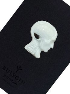 Брошь ручной работы Bulygin «Мозг», бело-золотистая, фарфор