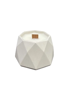 Свеча в гипсовом стакане многограннике, белая