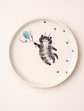 Тарелка ручной работы Ким керамика с бортиком «Чёрный кот с воздушными шариками», белая, фарфор, 14 см