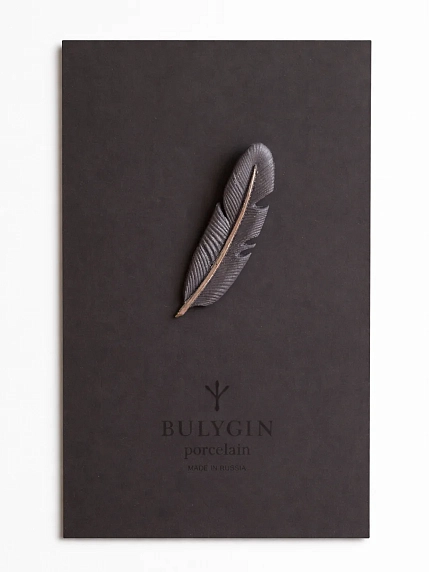 Брошь ручной работы Фарфор Булыгина «Перо», чёрно-золотистая, фото 3.