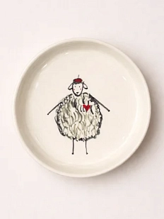 Тарелка ручной работы Мария Гордеева Овечка в красном берете, белая, полуфарфор, 14 см