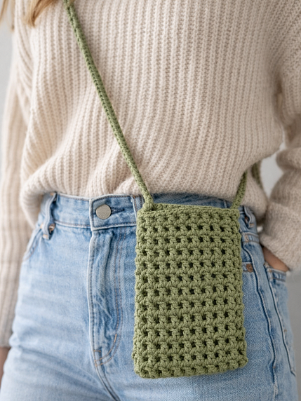 Сумка для телефона вязаная, зелёная, фото 2.