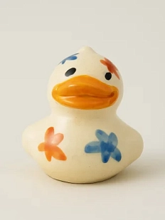 Керамическая фигурка Утёнок с разноцветными цветочками, 4 см