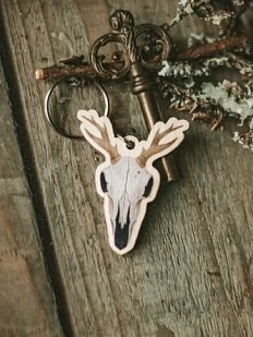 Брелок «Череп оленя», дерево