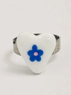 Кольцо ручной работы Радость Рядом «Маленькое сердце с синим цветочком», белое, полимерная глина, незамкнутое