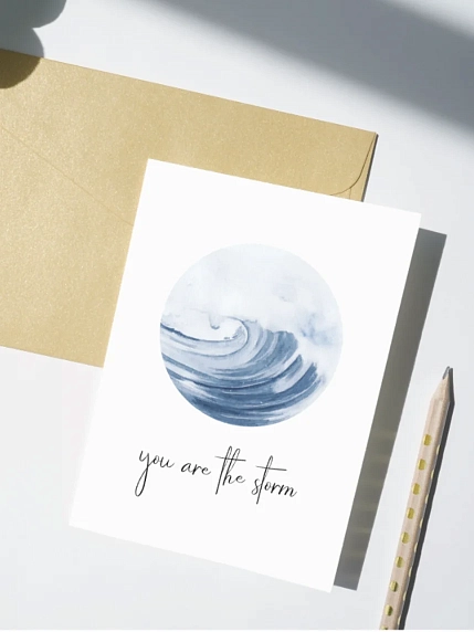 Открытка DARI DARI «You are the storm», односторонняя, белая, фото 1.
