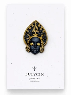 Брошь ручной работы Фарфор Булыгина «Кокошник», чёрно-золотистая
