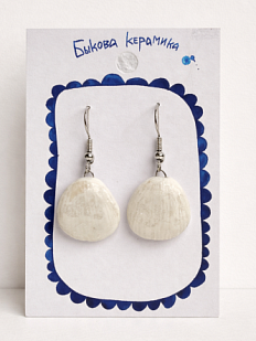 Серьги ручной работы Быкова керамика «Ракушки с Финского залива №3», белые, перламутровые, фарфор