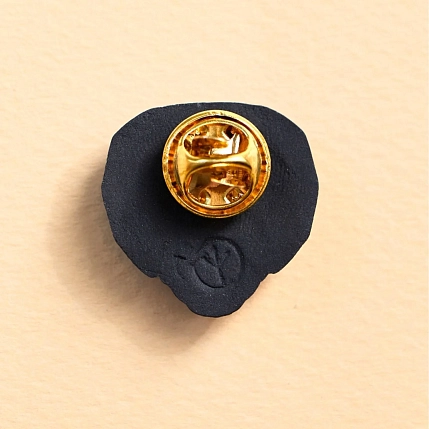 Брошь ручной работы Фарфор Булыгина «Львица» чёрная, фото 6.