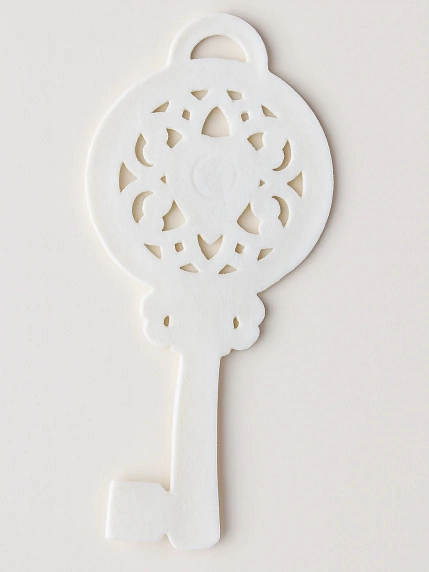 Игрушка новогодняя Фарфор Булыгина «Ключик», бело-золотистая, фото 4.