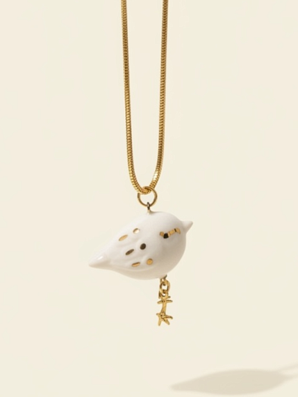 Подвеска ручной работы РУКИ В ГЛИНЕ с птичкой, золотистая, фарфор, фото 1.