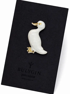 Брошь ручной работы Фарфор Булыгина «Уточка», бело-золотистая