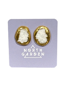 Серёжки-гвоздики из фарфора  №4