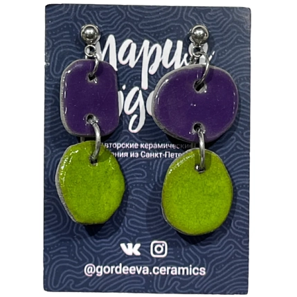 Серьги Мария Гордеева асимметричные составные, керамика, зелёные с фиолетовым, фото 1.