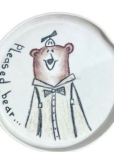 Тарелка ручной работы «Pleased bear в комбинезоне», керамика, 15 см