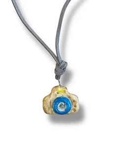 Чокер ручной работы Катя Вебер «Фотоаппарат» на замшевом шнурке, бежевый, керамика