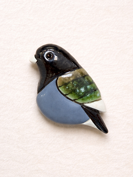 Брошь керамическая ручной работы «Птичка», черно-синяя, фото 1.