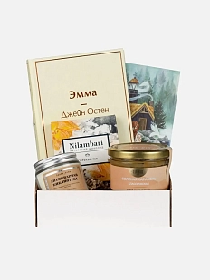 Подарочный набор с книгой «Эмма», ароматической свечой и сладостями