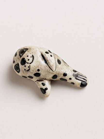 Магнит керамический, ручной работы «Тюлень», белый, фото 1.