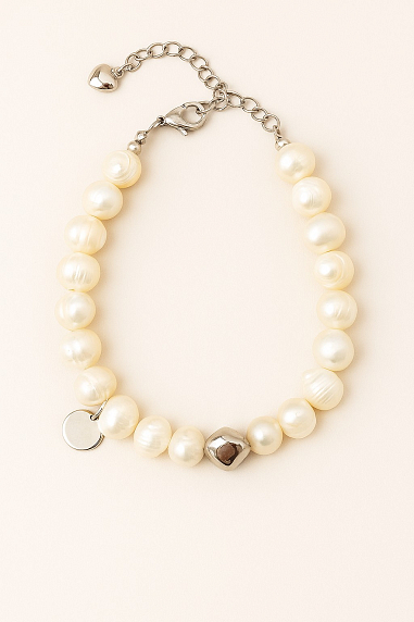 Сверкающий браслет из жемчуга со вставкой и монеткой « Lucky», фото 1.