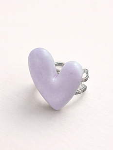 Кольцо ручной работы асимметричное «Сердечко», сиреневое, керамика